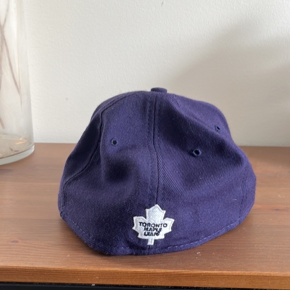 Fitted leafs hat 7 1/8 - Picture 2 of 3